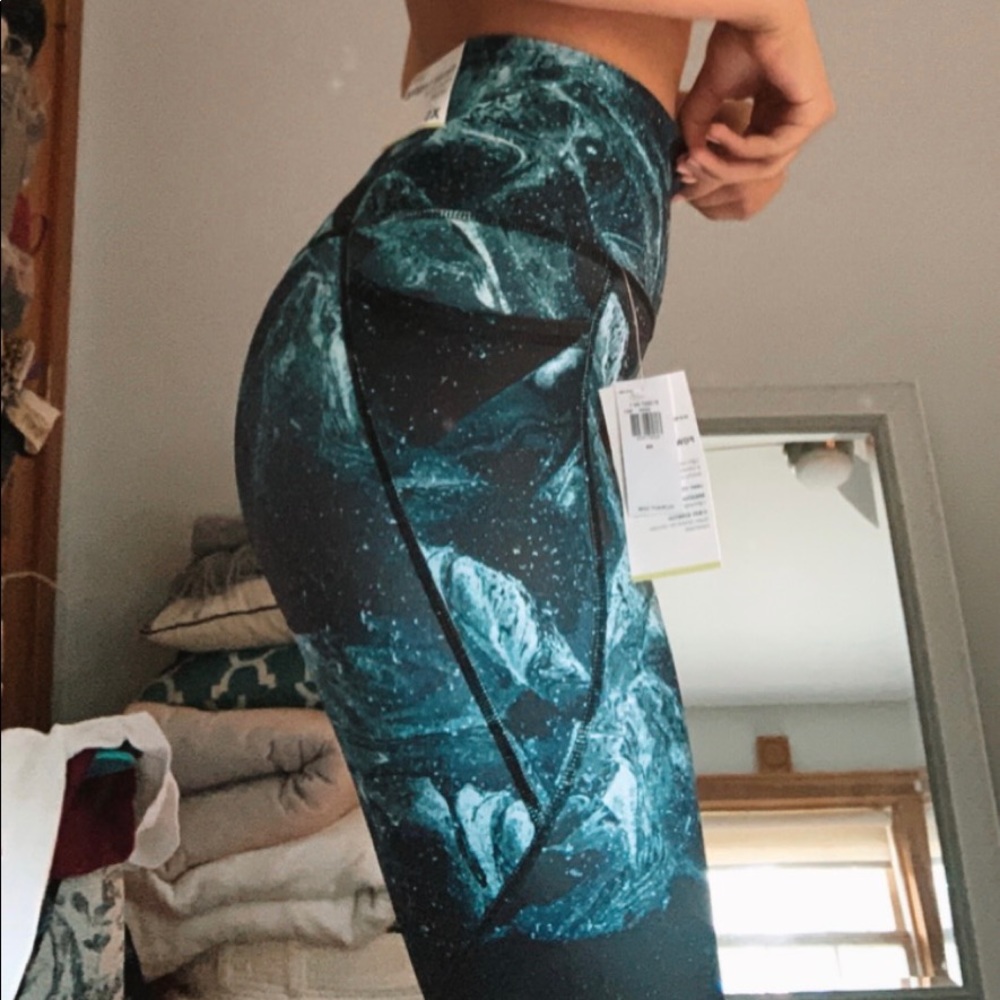 Old navy active leggings. Women’s Xs